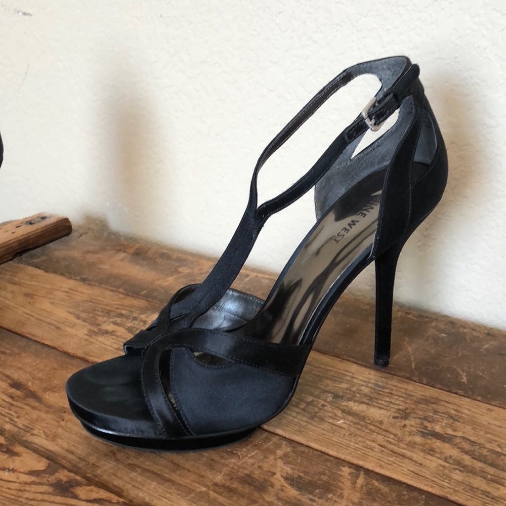 Nine West black platform heels